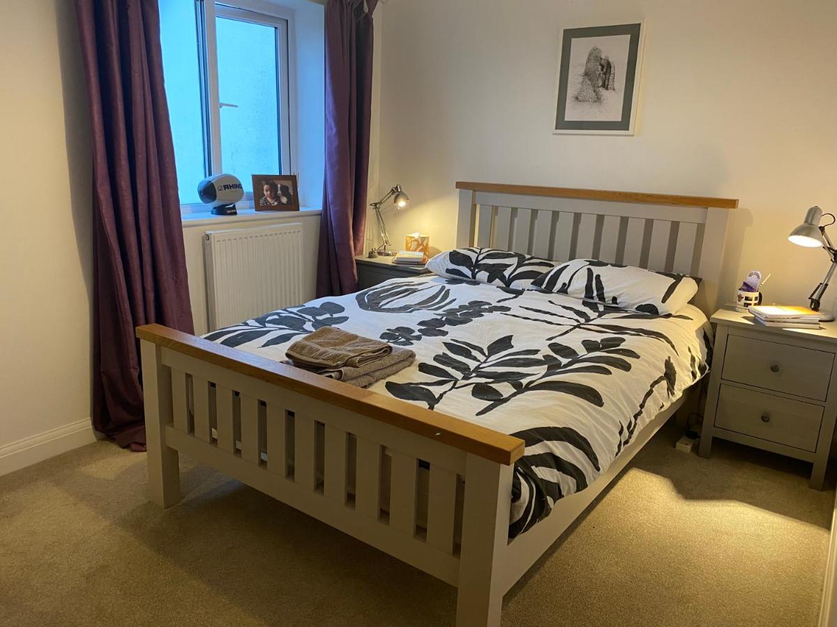 Bodmin Rest 4 U Bed & Breakfast ภายนอก รูปภาพ